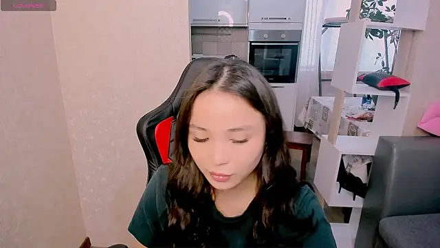 Snapshot of AyaMoon chatting on October 2025 04:56:01 AM AyaMoon online show from October 2025 04:56:01 AM