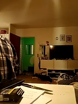 Bigutt73 online show from March 2026 02:06:02 AM