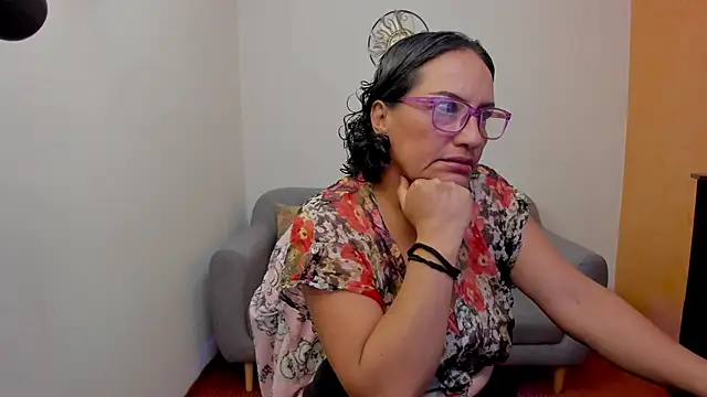 scarlet wet online show from June 2026 11:36:01 PM