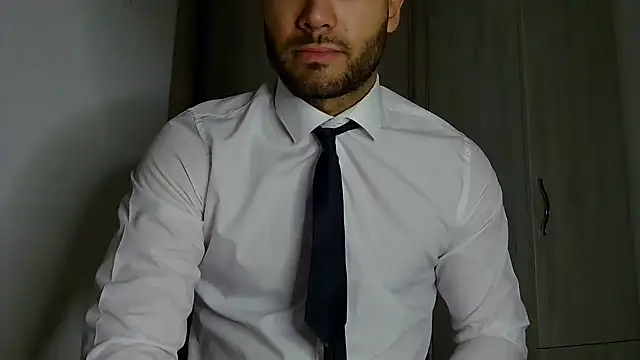 Justynn1 online show from May 2026 02:09:02 AM