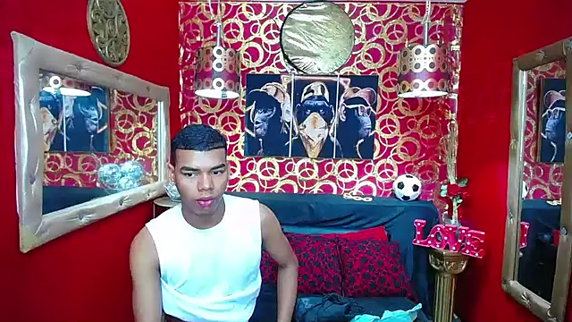 Snapshot of PEINBOYS chatting on January 2025 07:03:01 PM PEINBOYS online show from January 2025 07:03:01 PM