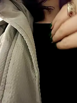 Frost foxy online show from December 2024 08:21:01 AM