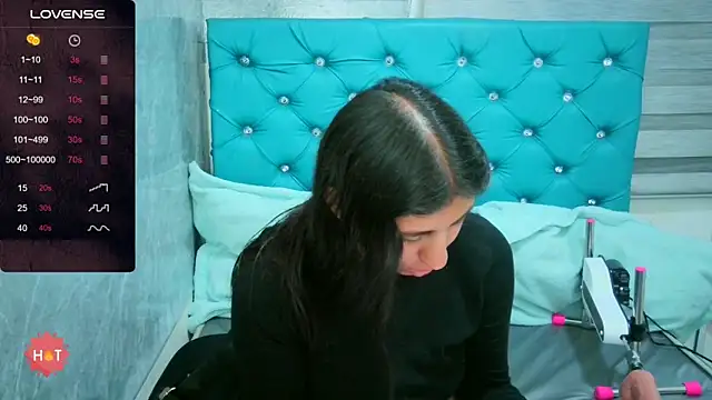 Snapshot of MAARYMOON chatting on February 2026 11:18:01 AM MAARYMOON online show from February 2026 11:18:01 AM