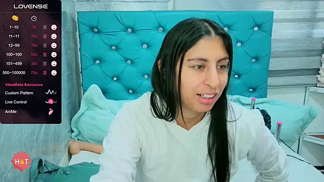 Snapshot of MAARYMOON chatting on February 2026 12:15:01 PM MAARYMOON online show from February 2026 12:15:01 PM