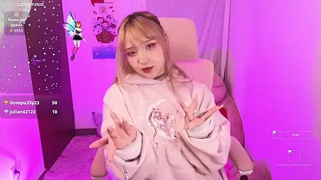 KuroChan420 online show from September 2025 05:23:02 AM