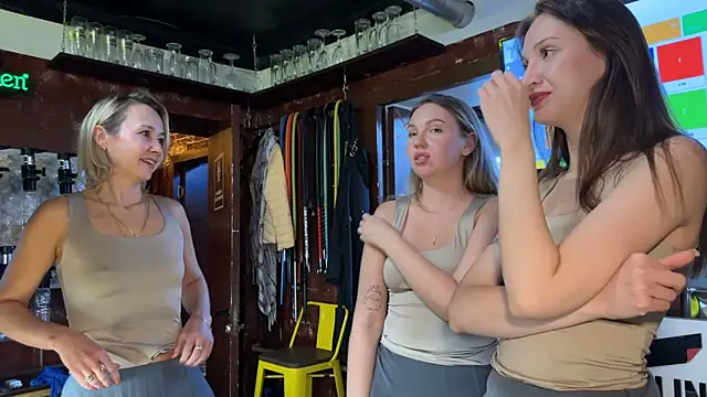 Snapshot of dirtypub chatting on October 2025 06:06:01 PM dirtypub online show from October 2025 06:06:01 PM