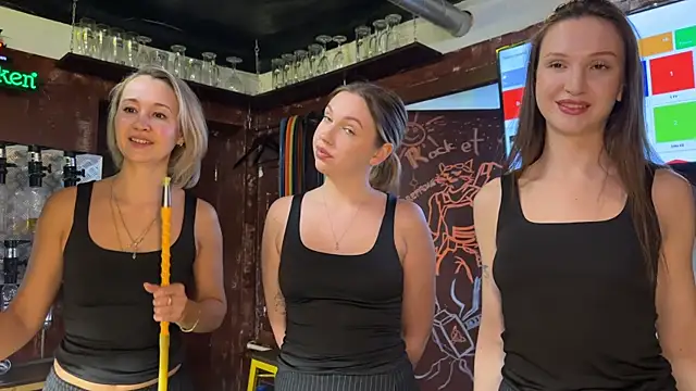 Snapshot of dirtypub chatting on October 2025 12:59:01 PM dirtypub online show from October 2025 12:59:01 PM