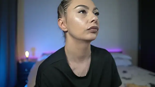 TiffanyPierce online show from February 2026 09:09:02 PM