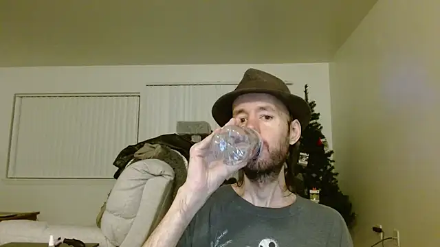 Snapshot of Darking_Yoh chatting on December 2024 12:30:01 AM Darking Yoh online show from December 2024 12:30:01 AM