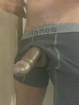 Snapshot of catchit231 chatting on January 2025 08:29:01 PM catchit231 online show from January 2025 08:29:01 PM