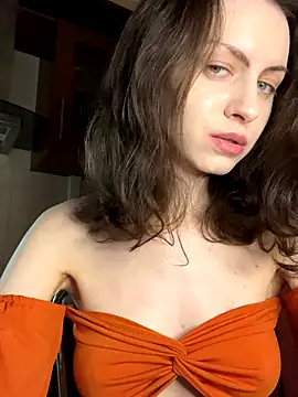 Snapshot of MissAnuta chatting on October 2025 10:45:02 PM MissAnuta online show from October 2025 10:45:02 PM