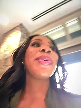 Belle    online show from October 2025 02:38:01 PM