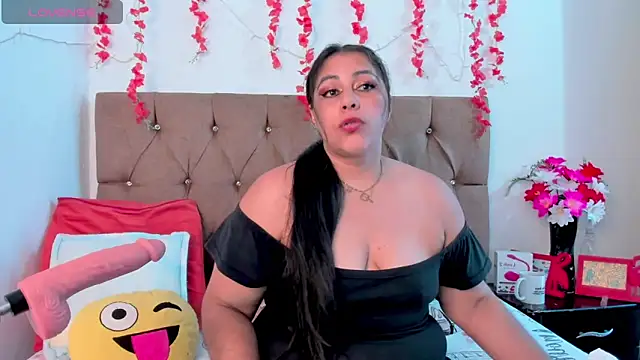 Snapshot of SexxyPamela chatting on February 2025 07:49:01 PM SexxyPamela online show from February 2025 07:49:01 PM