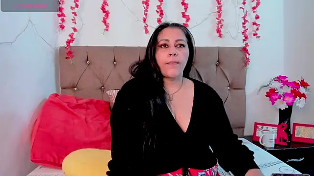 Snapshot of SexxyPamela chatting on February 2025 07:49:01 PM SexxyPamela online show from February 2025 07:49:01 PM