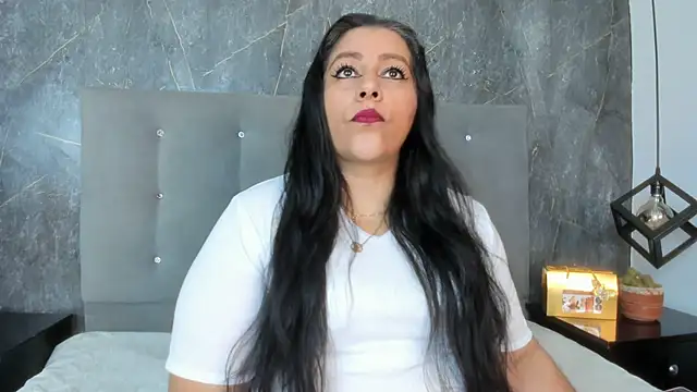 SexxyPamela online show from May 2026 07:19:02 PM