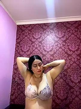 juliana diaz online show from November 2025 11:32:01 AM