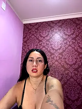 juliana diaz online show from December 2025 11:19:01 AM