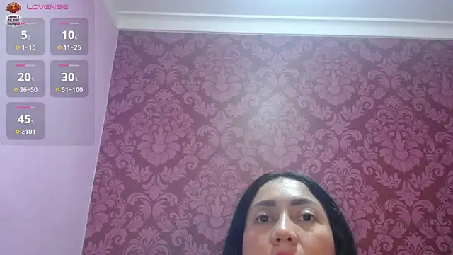 Snapshot of juliana_diaz chatting on May 2026 11:38:01 AM juliana diaz online show from May 2026 11:38:01 AM