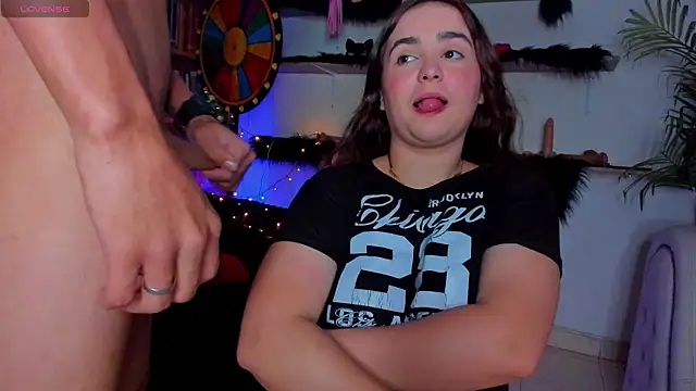 Shyfantasies online show from November 2025 06:04:02 AM