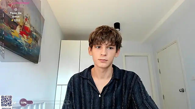 MiracleCam online show from November 2025 02:34:01 AM