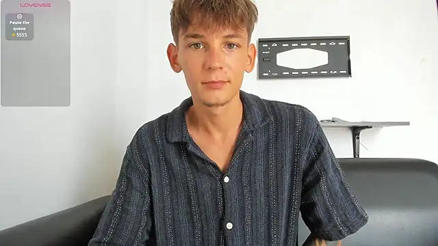 MiracleCam online show from March 2026 02:05:02 AM