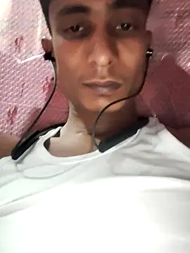 Snapshot of hq9870a chatting on March 2026 05:31:02 PM hq9870a online show from March 2026 05:31:02 PM