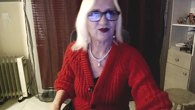 Snapshot of Ala-N-Dala chatting on February 2025 11:01:02 PM Ala-N-Dala online show from February 2025 11:01:02 PM