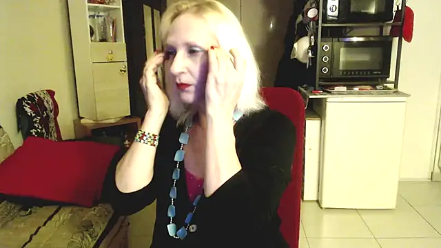 Snapshot of Ala-N-Dala chatting on March 2025 09:32:02 PM Ala-N-Dala online show from March 2025 09:32:02 PM