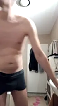 Snapshot of Geiler-boy313 chatting on January 2025 07:39:02 PM Geiler-boy313 online show from January 2025 07:39:02 PM