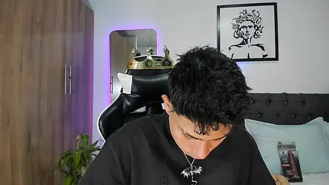 Snapshot of AlanNaughty chatting on February 2026 06:31:02 AM AlanNaughty online show from February 2026 06:31:02 AM