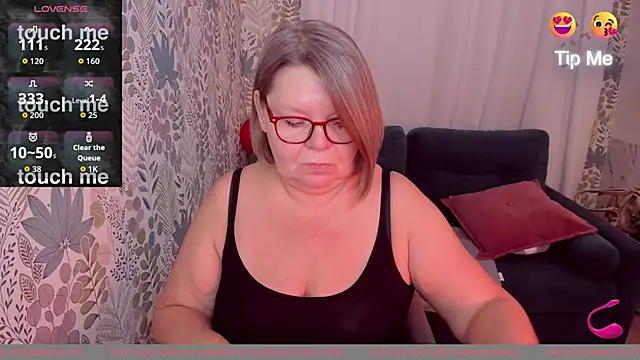 Shannonshine online show from October 2025 01:18:01 PM