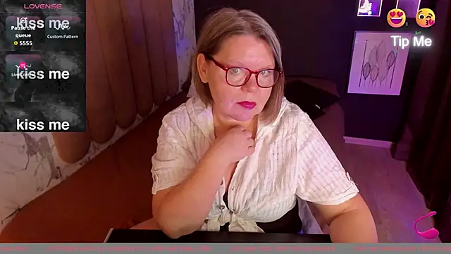 Shannonshine online show from October 2025 05:39:02 AM