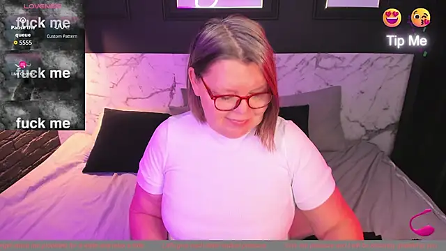 Shannonshine online show from November 2025 05:12:03 AM