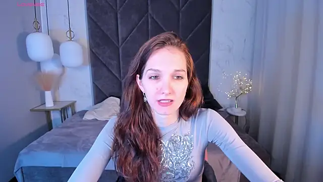 Snapshot of MirandaGlow chatting on March 2025 08:59:01 AM MirandaGlow online show from March 2025 08:59:01 AM