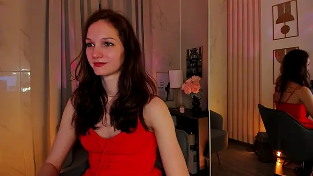 MirandaGlow online show from May 2026 01:21:02 PM