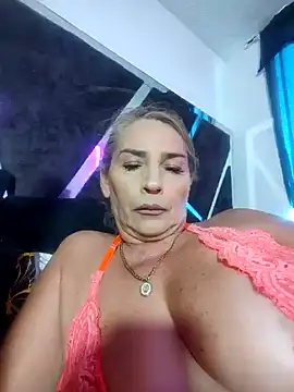 Snapshot of Lossexycacha chatting on January 2025 08:57:02 PM Lossexycacha online show from January 2025 08:57:02 PM