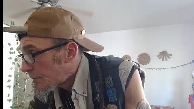 mycock2474u online show from February 2025 12:49:02 AM