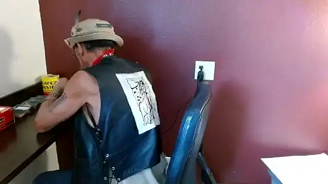 mycock2474u online show from November 2025 05:04:01 PM