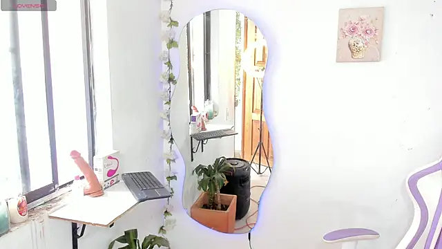 sofia gold  online show from May 2026 02:03:01 PM