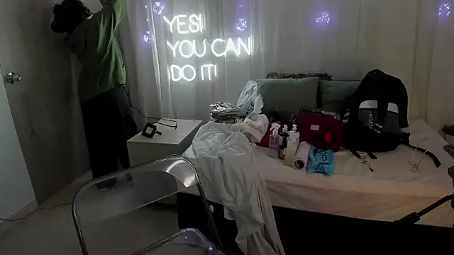 carolgaita online show from January 2025 11:39:02 AM