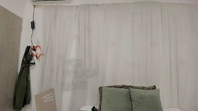 carolgaita online show from January 2025 11:10:01 AM