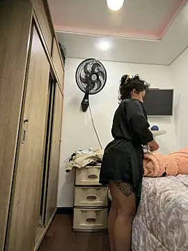 carolgaita online show from June 2026 12:31:02 PM