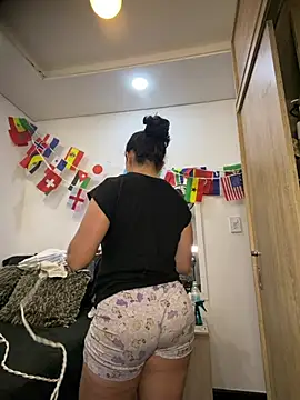 Snapshot of carolgaita chatting on July 2026 11:18:01 AM carolgaita online show from July 2026 11:18:01 AM