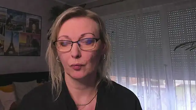 Snapshot of vanessa_chat chatting on March 2025 02:23:01 PM vanessa chat online show from March 2025 02:23:01 PM