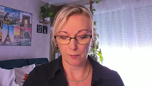 Snapshot of vanessa_chat chatting on September 2025 01:21:01 PM vanessa chat online show from September 2025 01:21:01 PM
