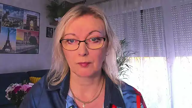 Snapshot of vanessa_chat chatting on February 2026 02:25:01 PM vanessa chat online show from February 2026 02:25:01 PM