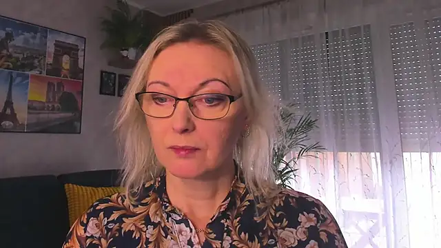 Snapshot of vanessa_chat chatting on February 2026 12:28:01 PM vanessa chat online show from February 2026 12:28:01 PM