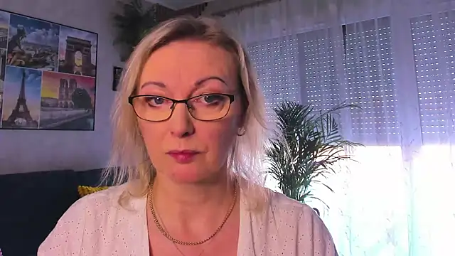 Snapshot of vanessa_chat chatting on March 2026 02:13:01 PM vanessa chat online show from March 2026 02:13:01 PM