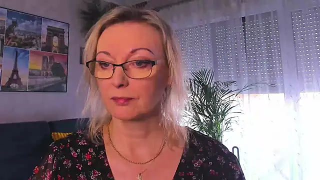 Snapshot of vanessa_chat chatting on March 2026 02:32:01 PM vanessa chat online show from March 2026 02:32:01 PM