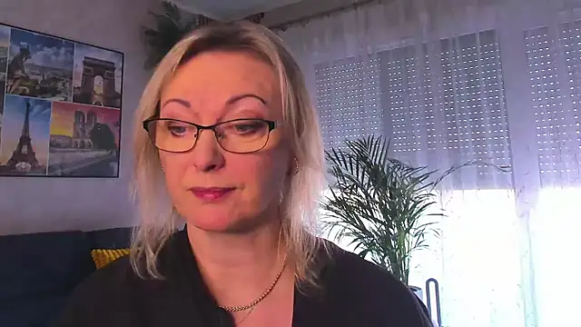 Snapshot of vanessa_chat chatting on March 2026 02:21:01 PM vanessa chat online show from March 2026 02:21:01 PM